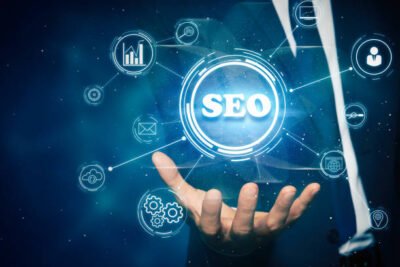 Confira dicas essenciais de SEO para novos domínios e saiba como garantir um bom ranqueamento desde os primeiros passos online.