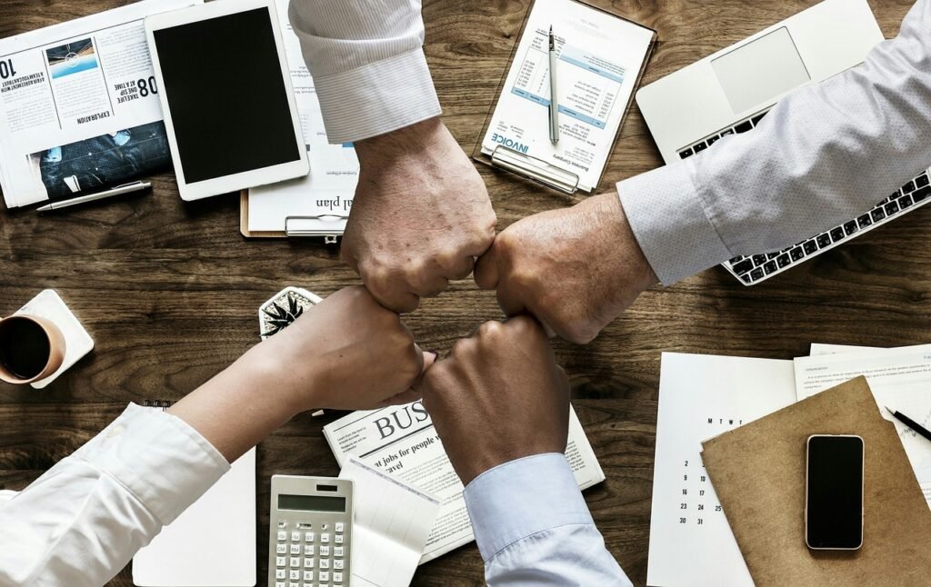 Vantagens do atendimento colaborativo para empresas eficiência, escala e engajamento